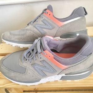 Gray New Balance 🍑